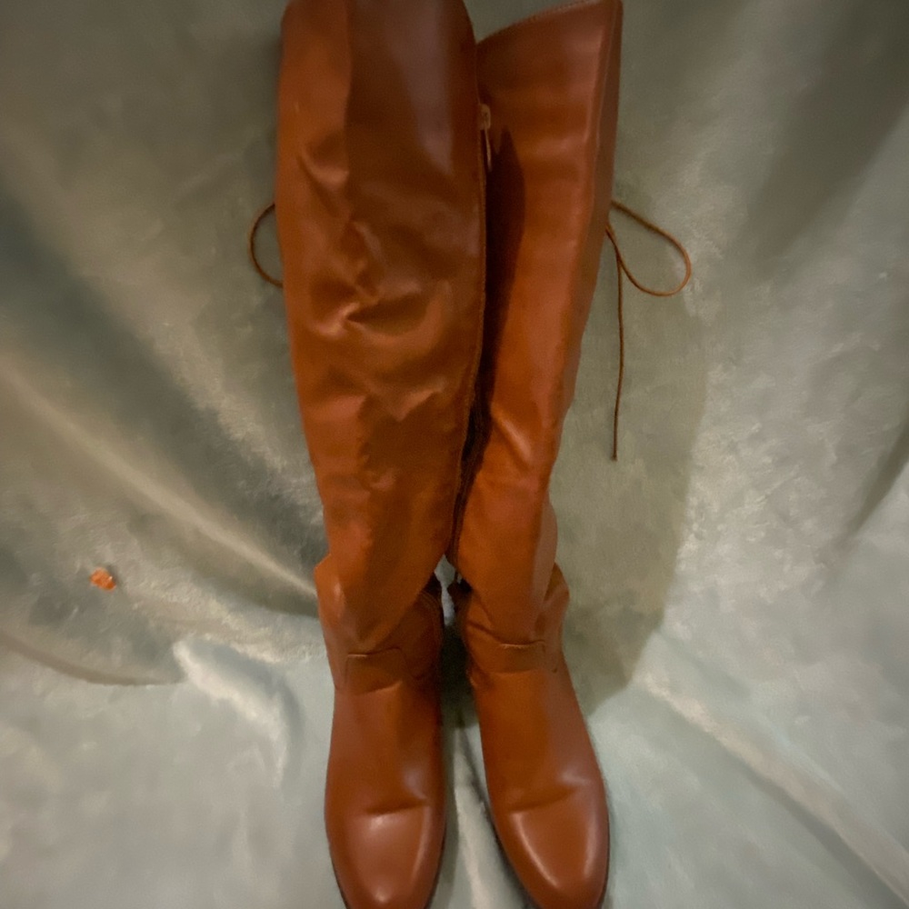 Extreme boots 👢
